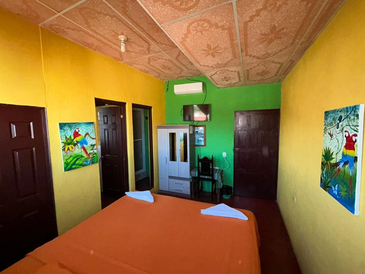 Casa Maya Itza Flores Exterior photo