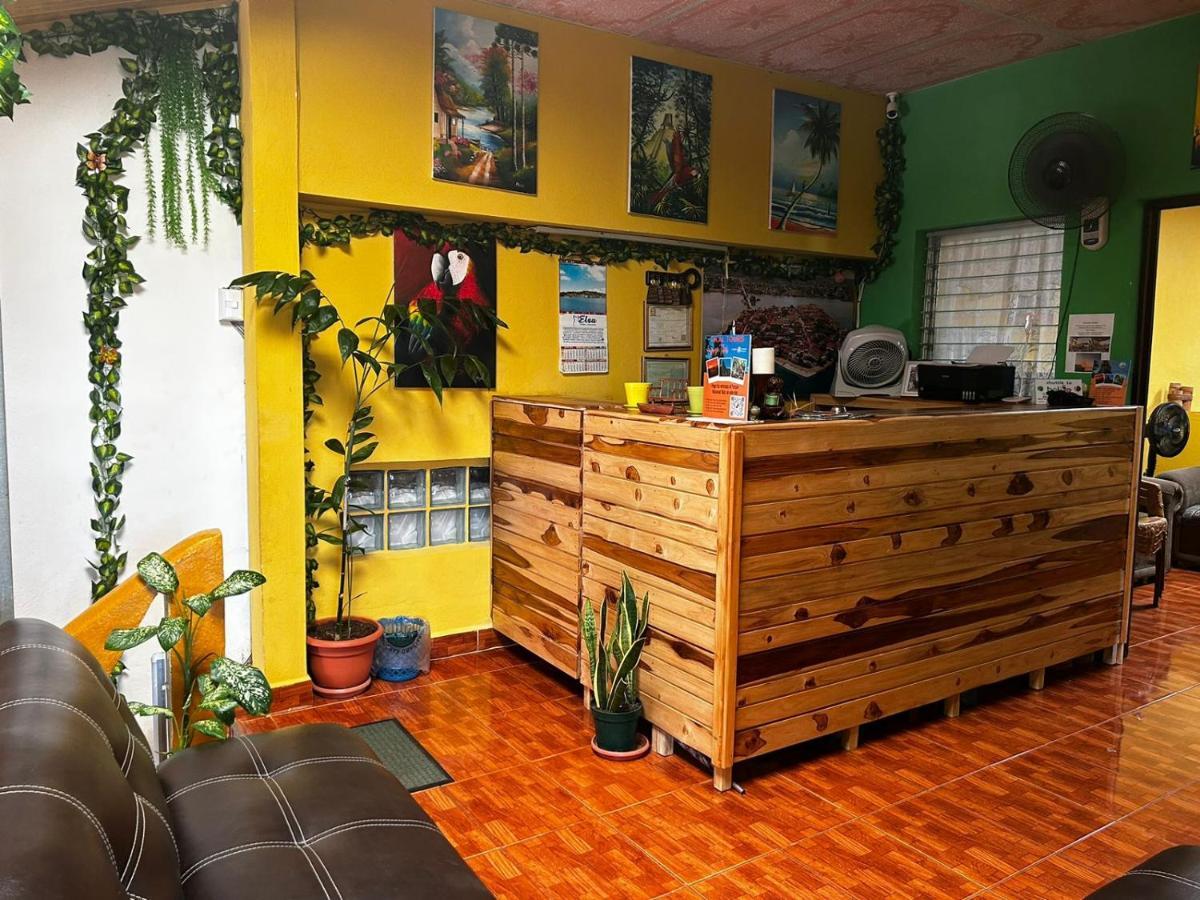 Casa Maya Itza Flores Exterior photo