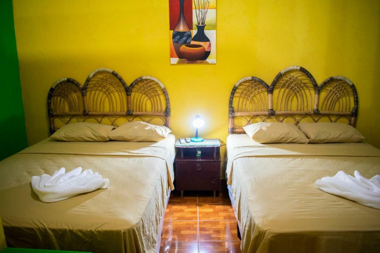 Casa Maya Itza Flores Exterior photo